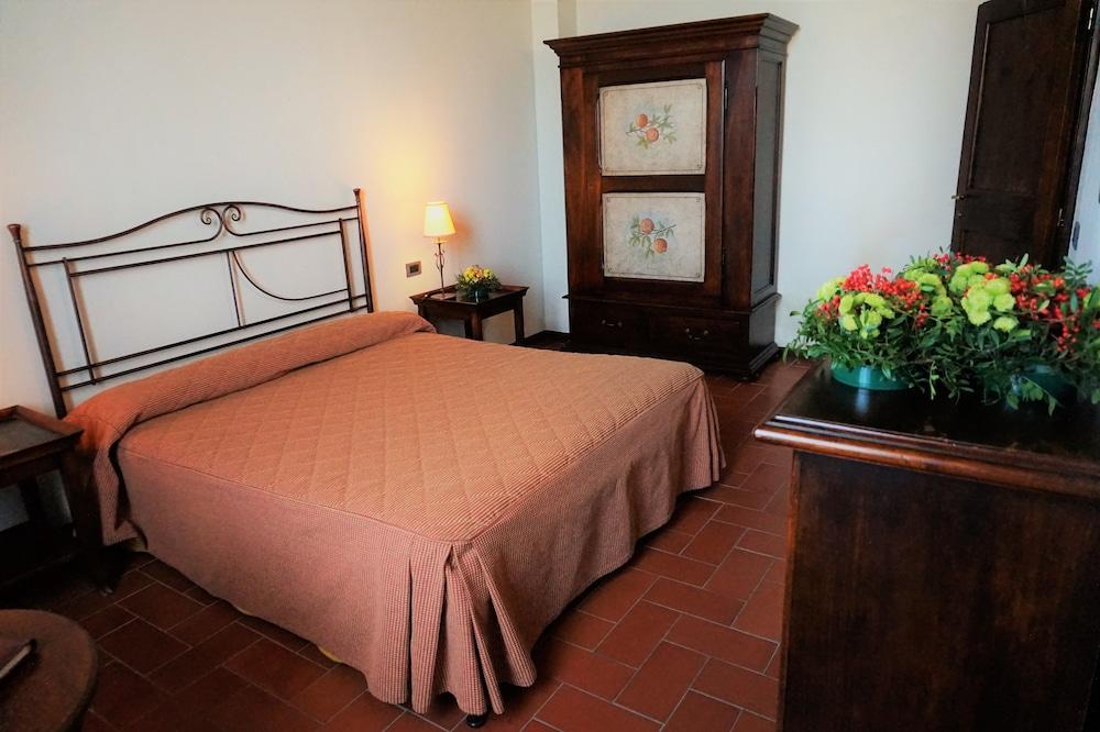 Agriturismo Antico Borgo Poggitazzi テッラヌオーヴァ・ブラッチョリーニ エクステリア 写真