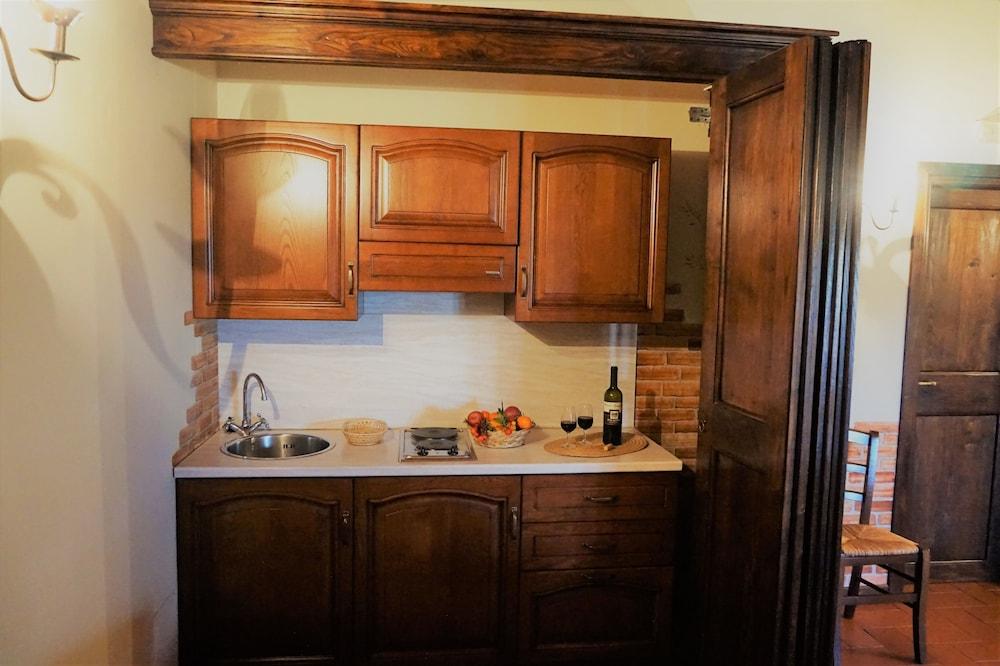 Agriturismo Antico Borgo Poggitazzi テッラヌオーヴァ・ブラッチョリーニ エクステリア 写真