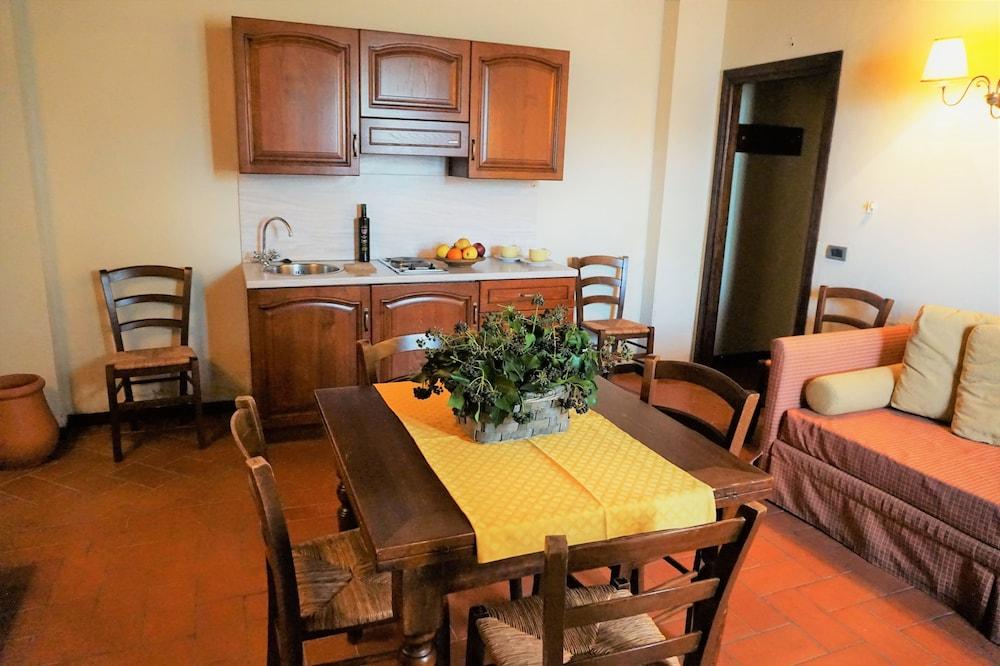 Agriturismo Antico Borgo Poggitazzi テッラヌオーヴァ・ブラッチョリーニ エクステリア 写真