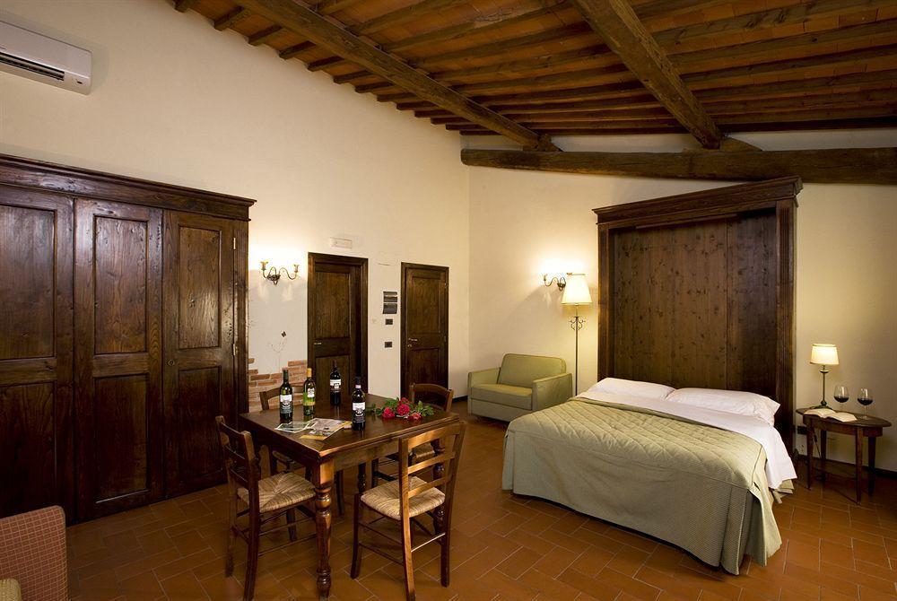 Agriturismo Antico Borgo Poggitazzi テッラヌオーヴァ・ブラッチョリーニ エクステリア 写真