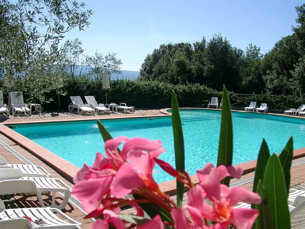 Agriturismo Antico Borgo Poggitazzi テッラヌオーヴァ・ブラッチョリーニ エクステリア 写真